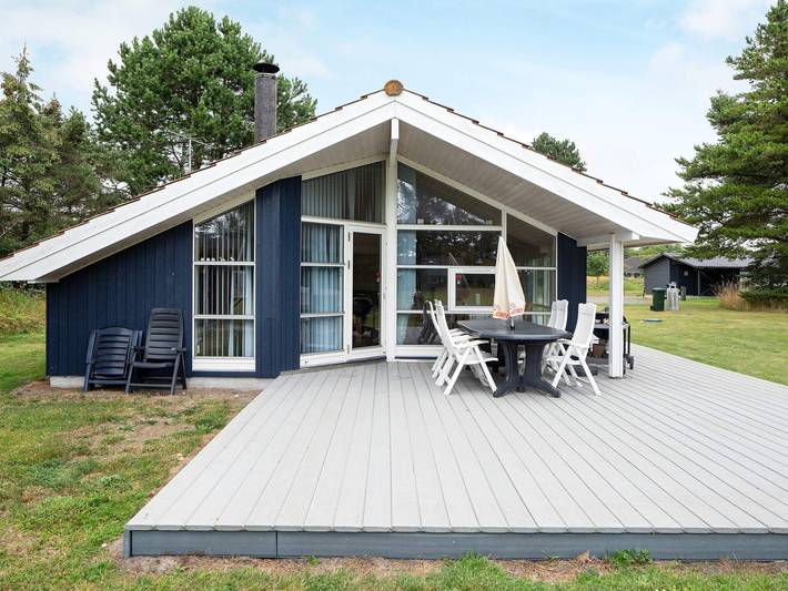 Feriehus for 8 personer, med terrasse, børnevenlig - 1