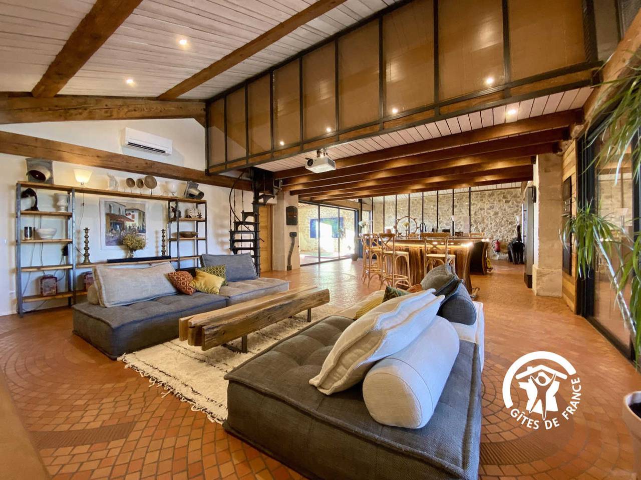 Gîte für 8 Personen mit Terrasse in Saint-Nazaire-d'Aude, Narbonne und Umgebung