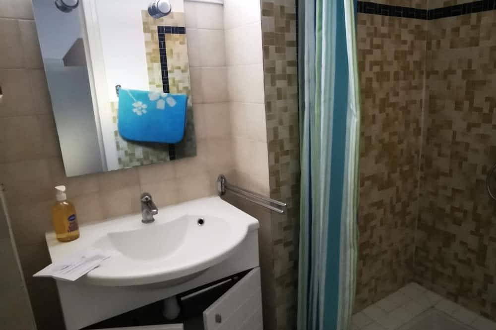 Gemütliches Haus mit 2 Schlafzimmern in Saint-André, nahe Argelès-sur-Mer, 10 Min. vom Strand in La Côte Vermeille, Saint-André