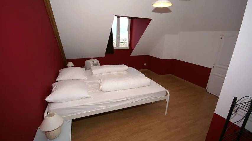 Château pour 7 personnes, avec piscine et jardin dans Auvergne-Rhône-Alpes - 4