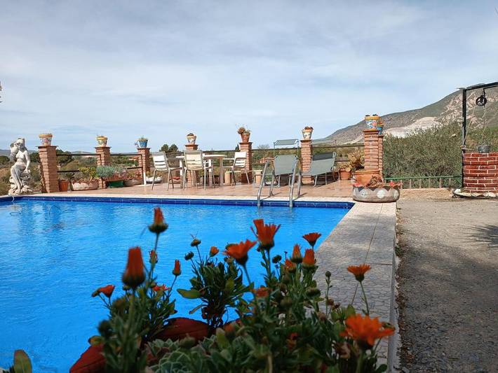 Location de vacances pour 9 personnes, avec Balcon et Terrasse ainsi que Jardin et Piscine à Dúrcal - 3