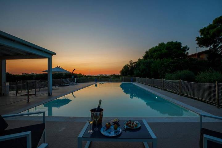 Villa con piscina per 8 persone, con piscina e panorama nonché giardino, con animali domestici a Marsala