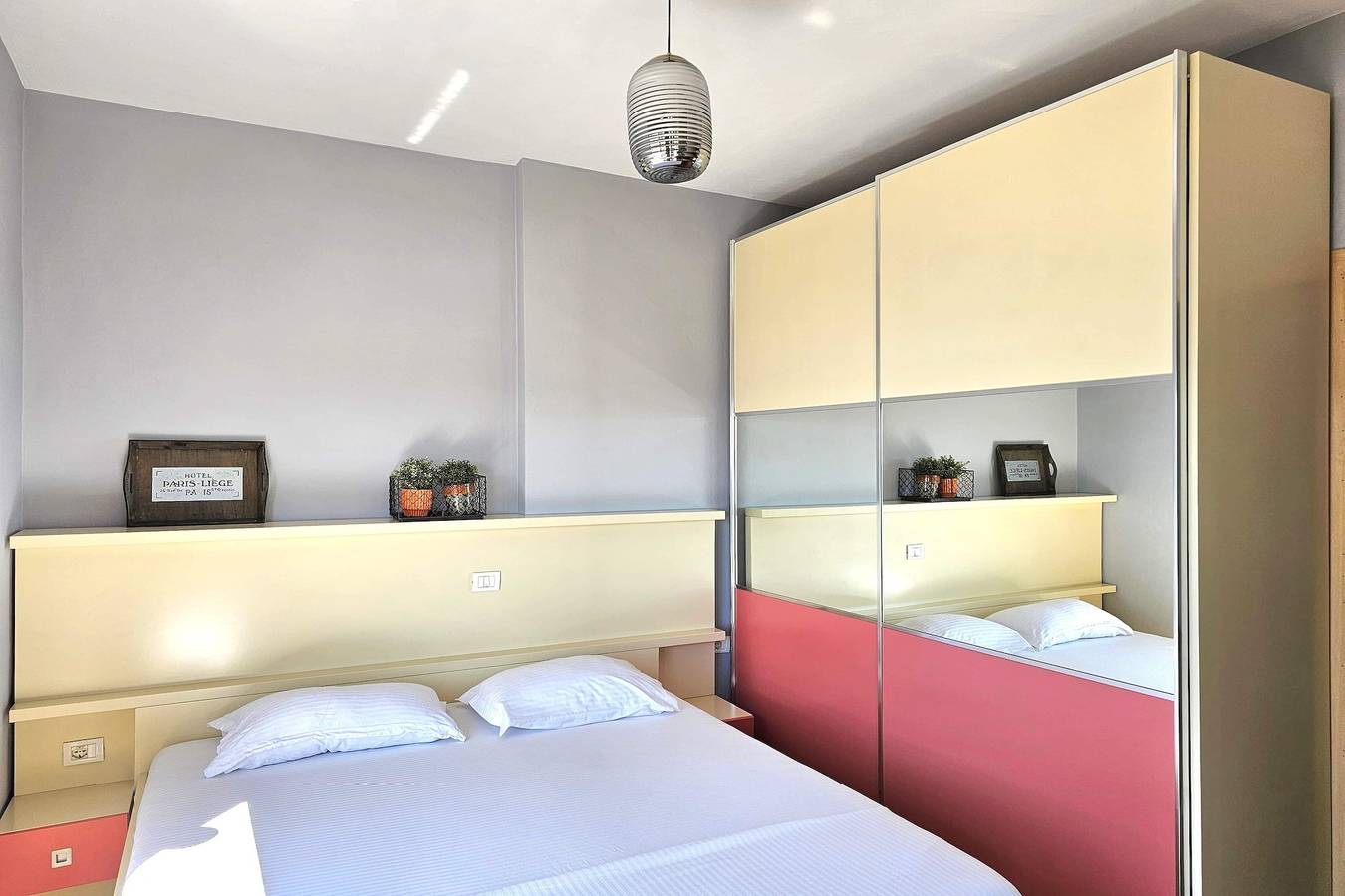 Ganze Wohnung, Ferienwohnung für 3 Personen mit Meerblick in Sarandë, Vlorë