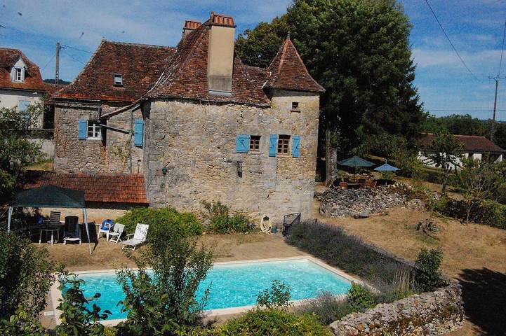 Maison de vacances pour 13 personnes, avec jardin, animaux acceptés dans Parc Naturel Régional des Causses du Quercy