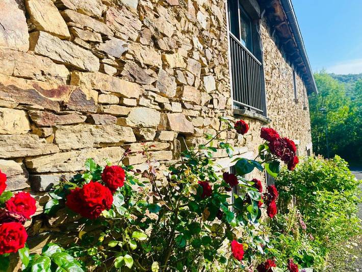 Location de vacances pour 6 personnes, avec jardin et vue dans Montézic - 2