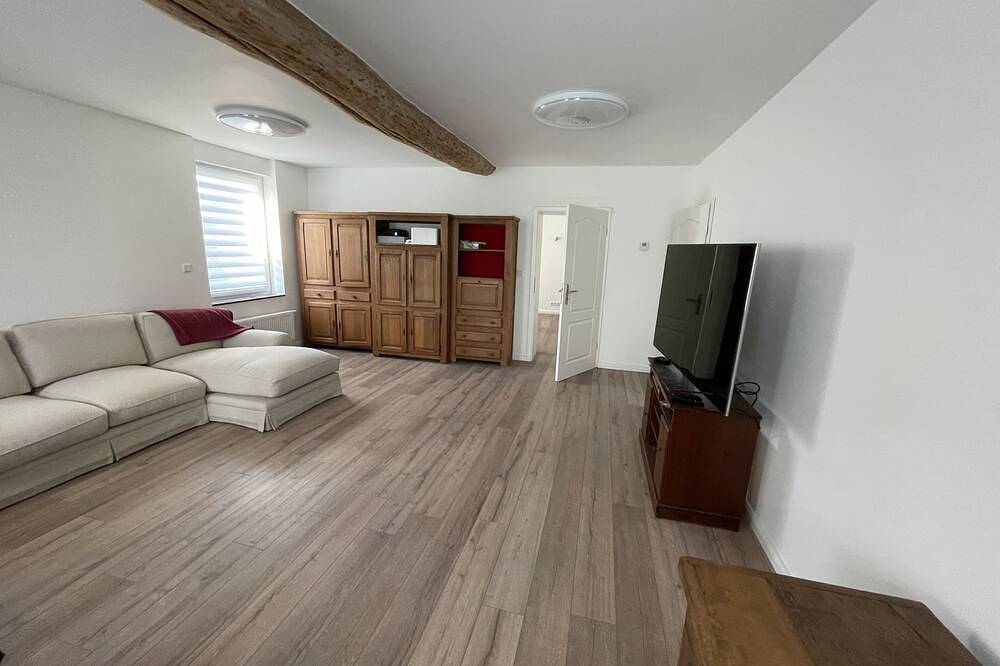 Ganze Wohnung, Wurmtal 2-family house directly on the nature reserve 90 sqm, quiet & spacious in Herzogenrath, Rheinland