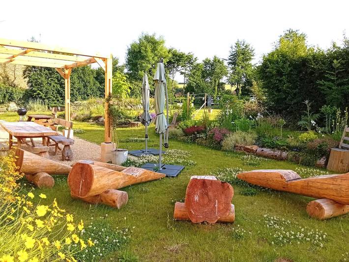 Gîte pour 11 personnes, avec jardin