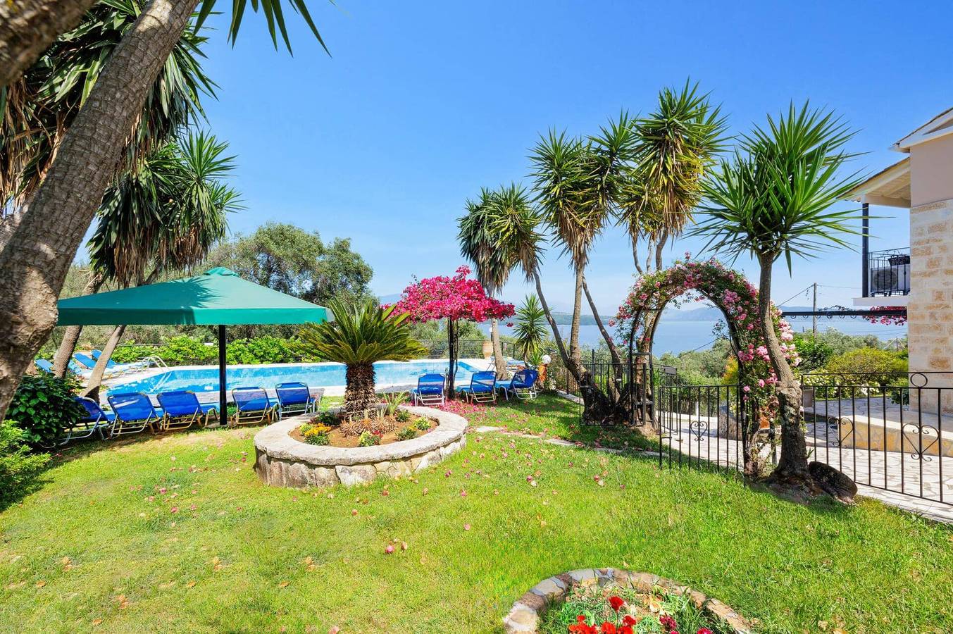 Villa Caribia Sea View by Villa Plus in Agios Stefanos (Corfu), Corfu