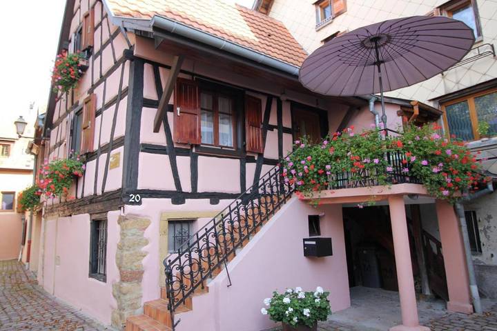Location de vacances pour 4 personnes, avec Balcon et Terrasse à Rouffach