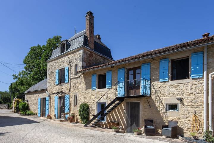 Ferienhaus für 8 Personen, mit Balkon und Garten in Vienne