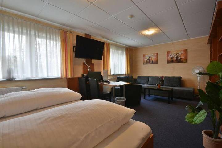 Hotel für 3 Personen, mit Garten in Rheinbach