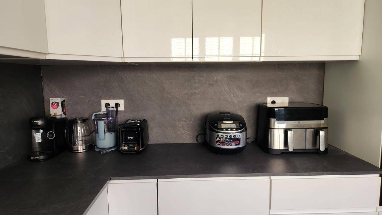 Belle maison, 15mn de Paris, 2 parkings gratuits in Cachan, Val-de-Marne