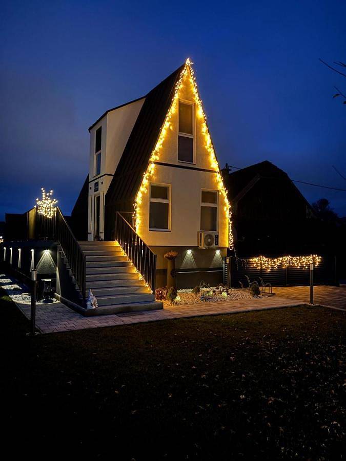 Ferienhaus für 4 Personen, mit Ausblick und Terrasse sowie Garten, mit Haustier am Wörthersee