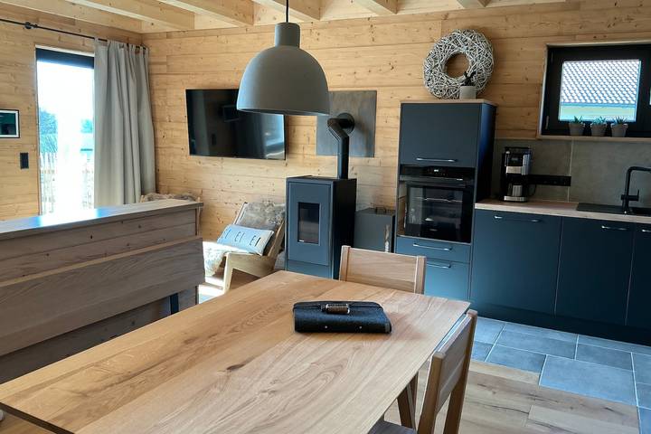 Chalet für 4 Personen, mit Garten und Whirlpool sowie Sauna in der Oberpfalz - 2