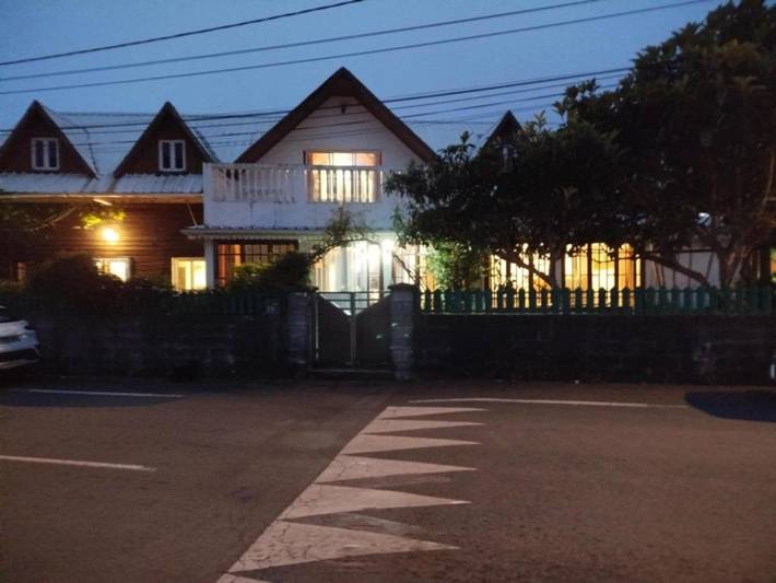 Hôtel pour 5 personnes, avec terrasse et jardin dans La Mare à Joncs - 3