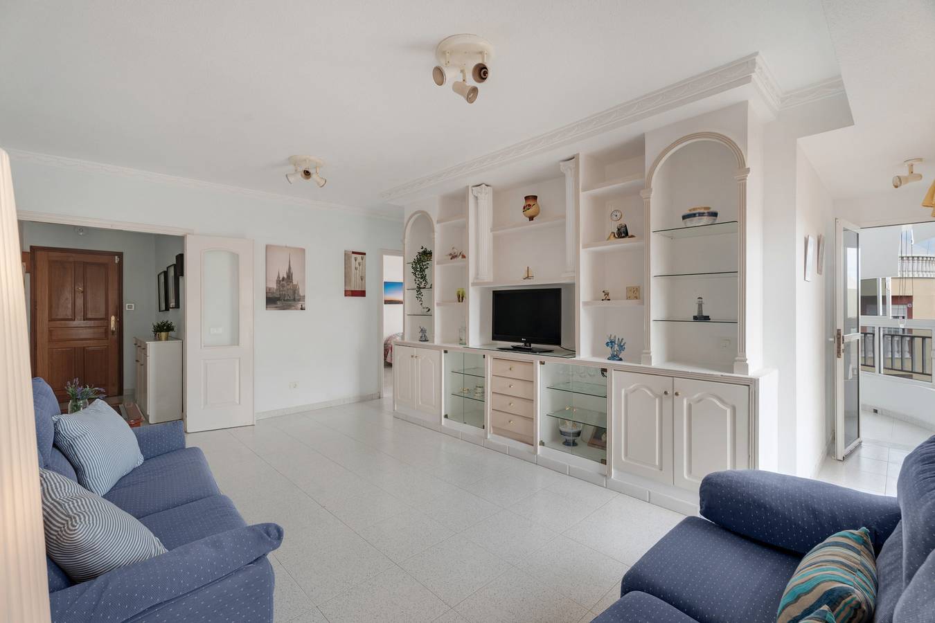 Entire apartment, Vacation Apartment 'Horizonte' with Sea View, Balcony and Wi-Fi in Playa el Médano, Granadilla de Abona