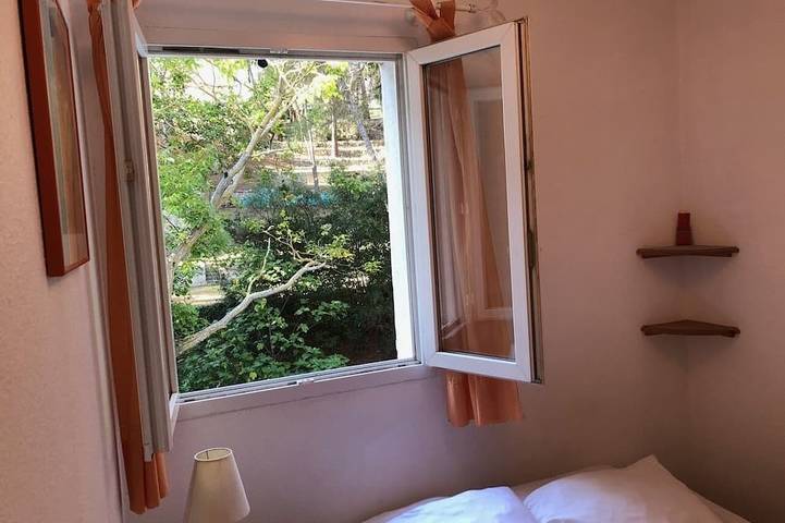 Ganze Wohnung, Wohnung - 2 Räume - 4 Personen in Sanary-sur-Mer, Mittelmeerküste (Frankreich)