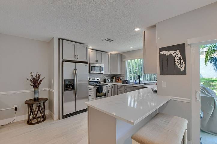 Vacation rental for 5 people, with pool and terrace in Delray Beach