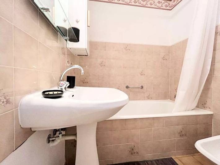 Gîte pour 2 personnes, avec vue, animaux acceptés dans les Alpes-de-Haute-Provence - 4