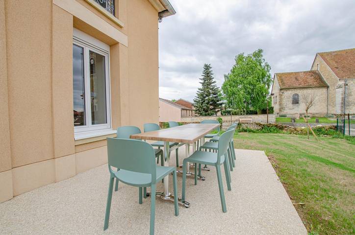 Gîte pour 6 personnes, avec jardin et terrasse dans Morvilliers