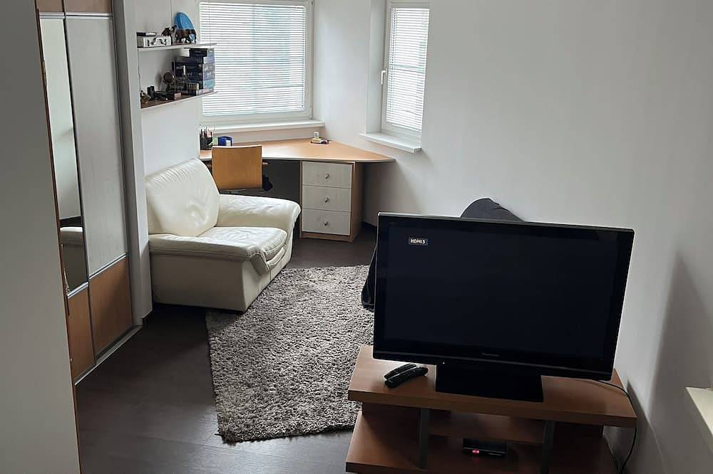 Ganze Wohnung, 3-bedroom apartment in charming Bratislava with Wifi, fitness room,free parking in Bratislava, Bratislava und Umgebung