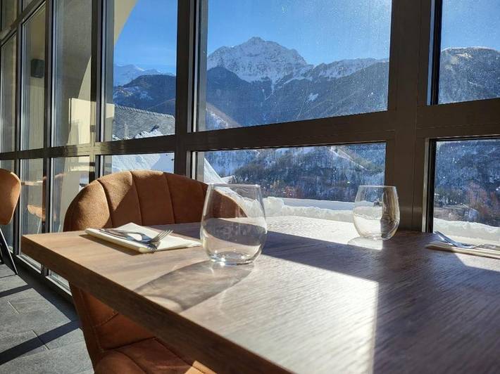 Hôtel pour 2 personnes, avec terrasse à Aydius