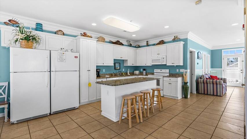 Vacation rental for 20 people, with hot tub and balcony in North Myrtle Beach