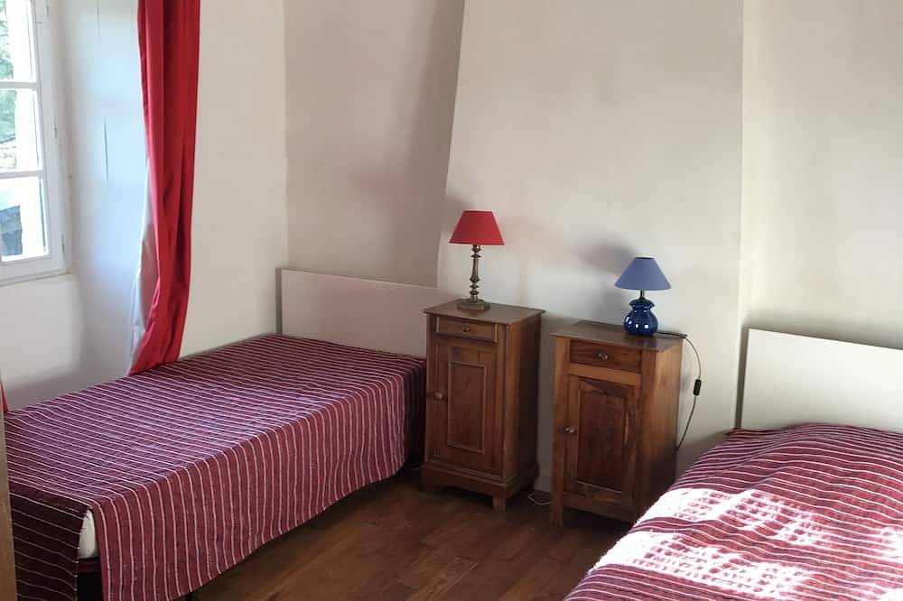 Questembert - A louer pour les vacances maison familiale dans le Morbihan (56) in Questembert, Région de Vannes
