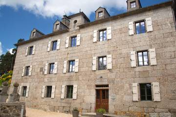 Gîte pour 24 Personnes dans Saint-Amans, Région de Mende, Photo 2