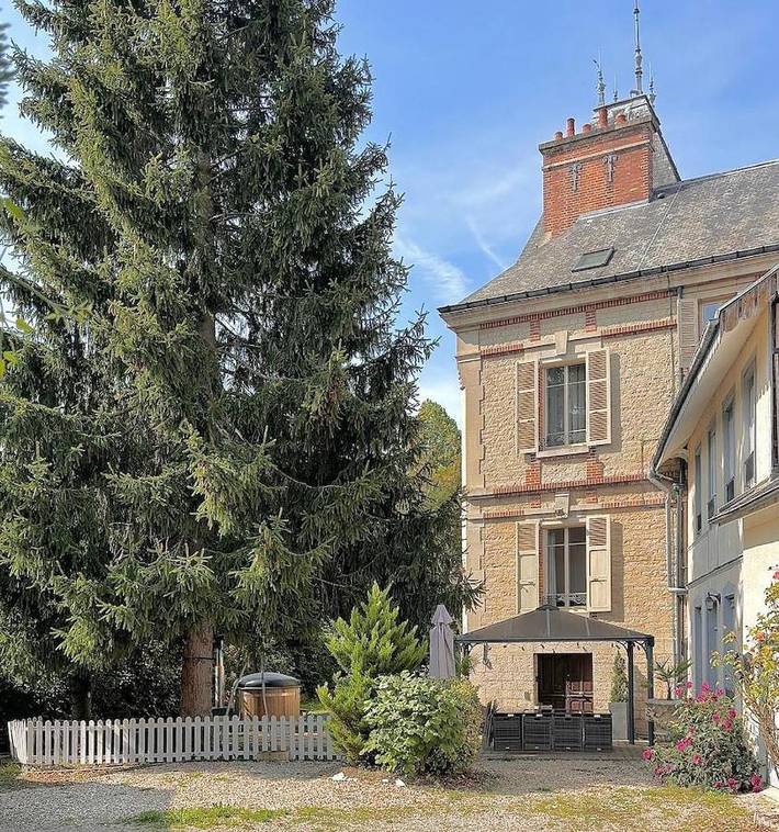Location de vacances pour 14 personnes, avec Terrasse ainsi que Jardin et Sauna à Bréviandes - 3
