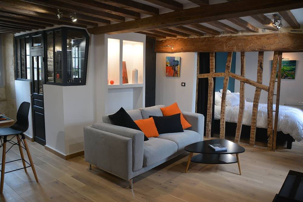 Appartement entier, N°1 - Appartement de charme à la Maison des Evêques - Etage 1 in Port-en-Bessin-Huppain, Région de Bayeux
