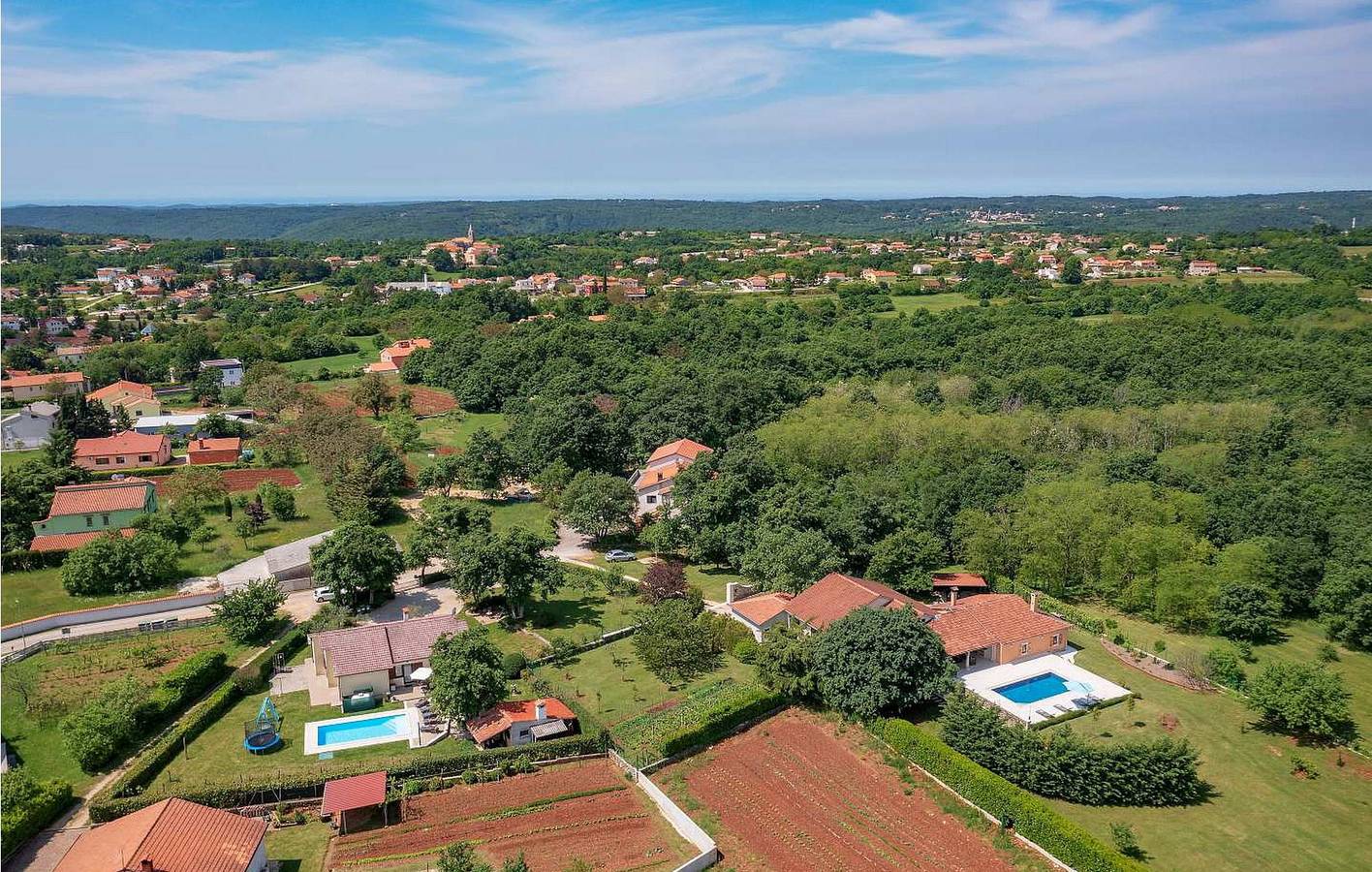 Incantevole appartamento con 2 camere da letto, piscina e Wi-Fi vicino a Sveti Petar u Šumi in San Pietro in Selve, Istria centrale