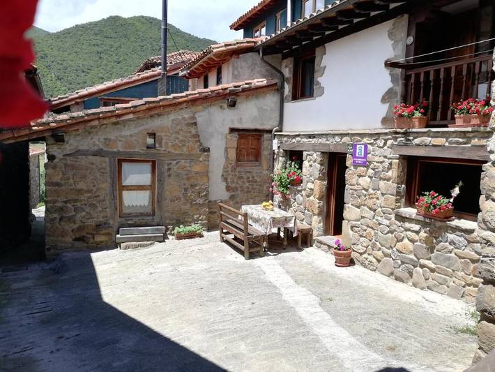 Casa rural para 2 personas, con Terraza y Jardín en Liébana - 2