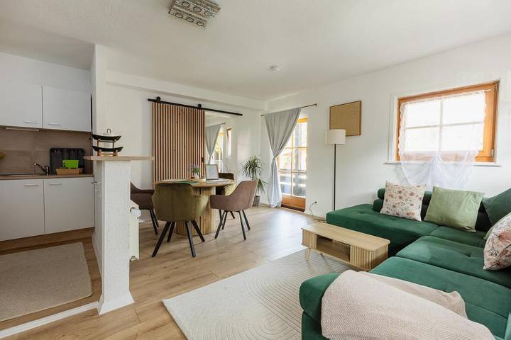 Ferienwohnung für 4 Personen, mit Balkon und Terrasse sowie Ausblick in Bayrischzell