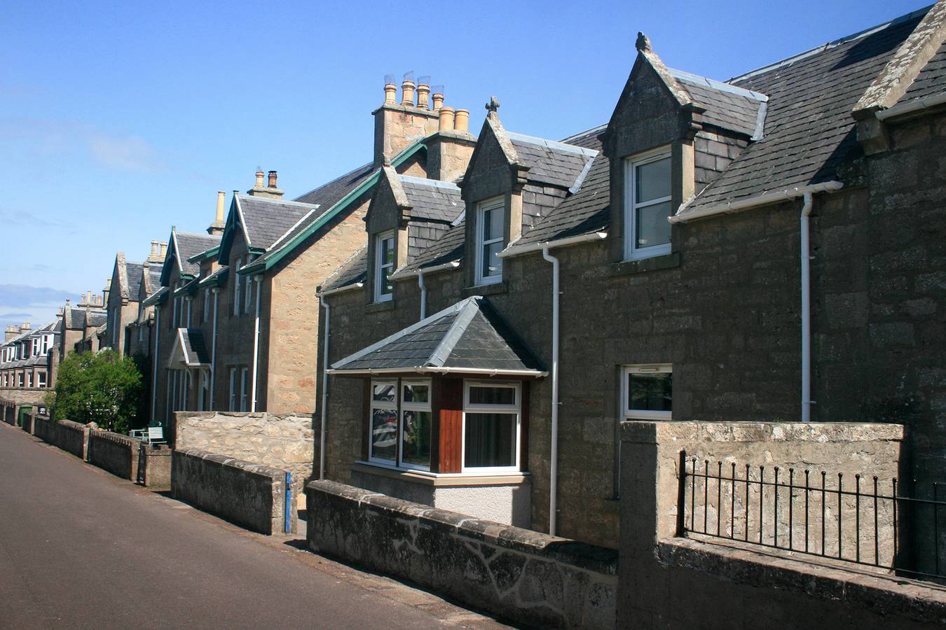 2 Links Place in Nairn, Highlands