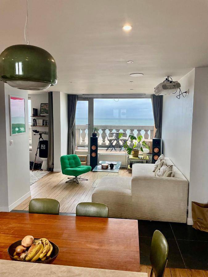 Appartement entier, Studio with Garden View in Plage de Malo-les-Bains, Dunkerque