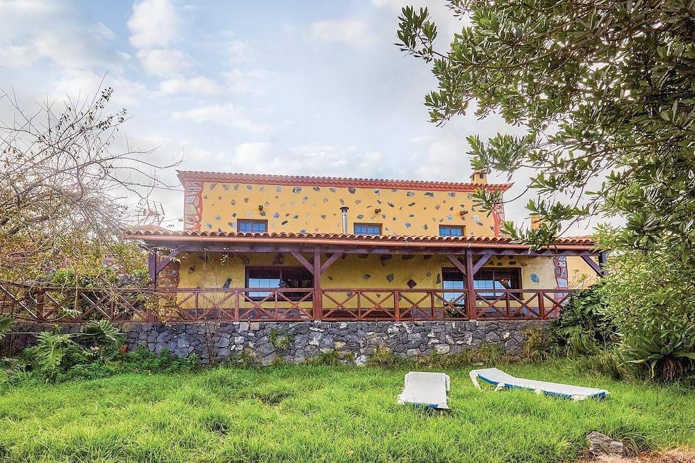 2 bedroom cozy home in Icod el Alto in Los Realejos, Tenerife du Nord