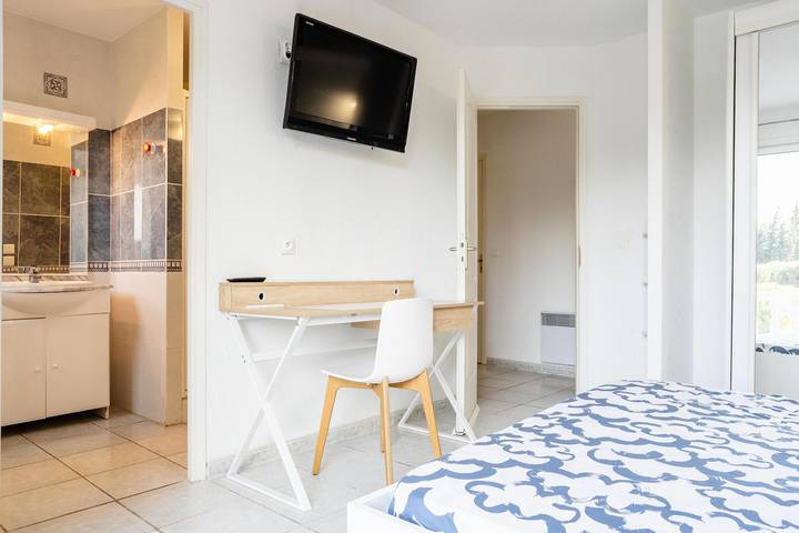 Gîte pour 6 personnes, avec piscine à Ginestas - 4