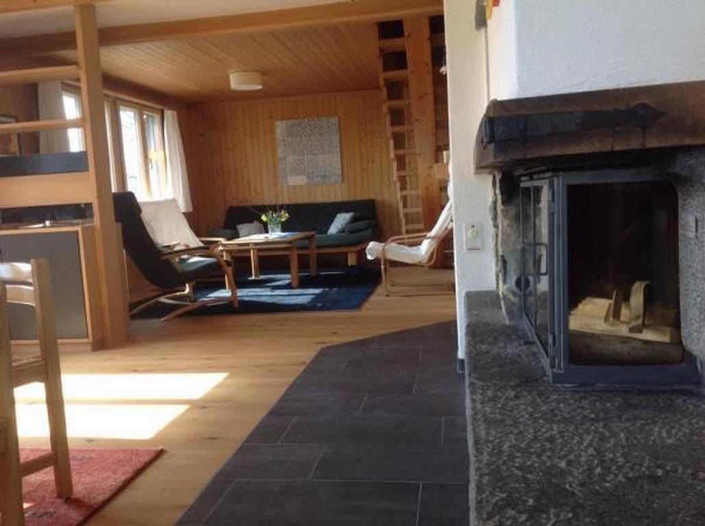 "Ferienhaus ""Datscha"" freistehend mit Garten" in Lenk, Frutigen - Lenk - Adelboden