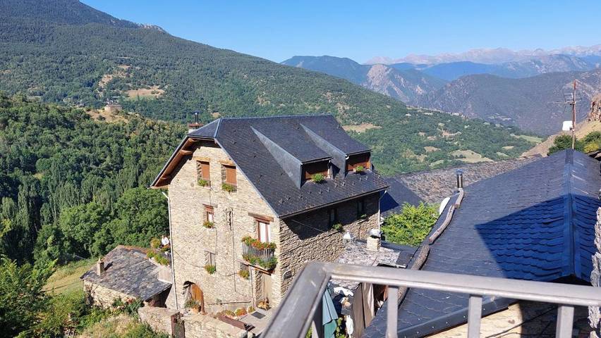 Casa rural para 5 personas, con vistas y balcón en Pallars Sobirà - 3