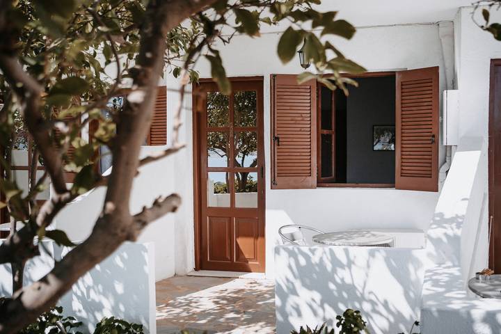 Ferienwohnung für 3 Personen, mit Kinderpool und Garten auf Karpathos - 2