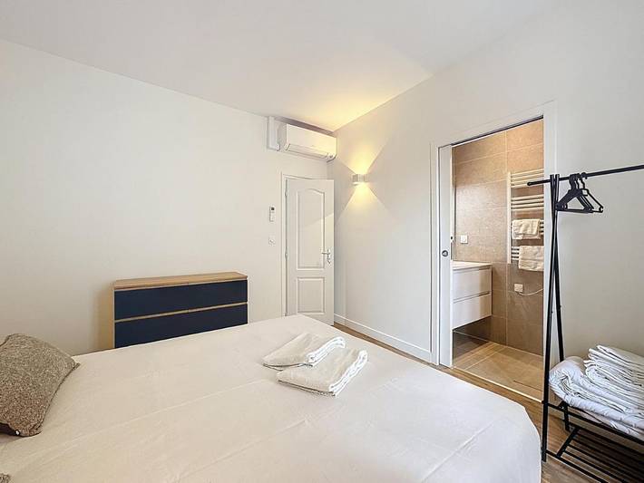 Gîte pour 6 personnes, avec terrasse, animaux acceptés à Coudes - 4