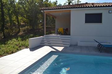 Gîte pour 6 personnes, avec piscine et jardin à Cahors