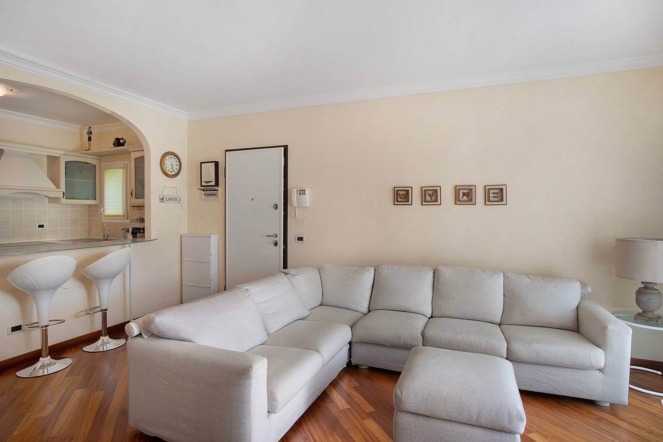 Apartamento entero, Apartamento 'Avocado' con piscina compartida, Wi-Fi y aire acondicionado in Diano Castello, Riviera di Ponente