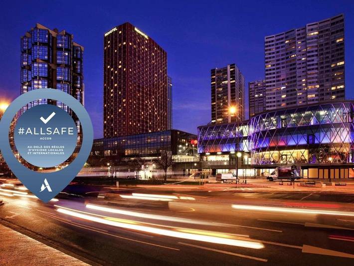 Hôtel pour 2 personnes, avec sauna ainsi que piscine et terrasse, animaux acceptés