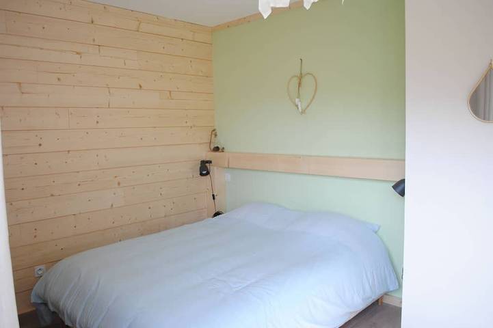 Location de vacances pour 10 personnes, avec balcon et jardin à Les Hôpitaux-Neufs - 2