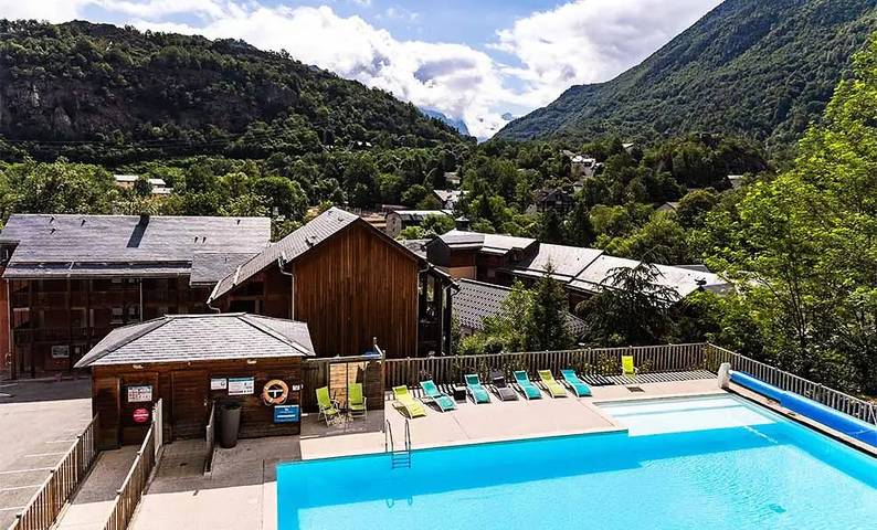 Gîte pour 6 personnes, avec piscine à Ax-les-Thermes - 2