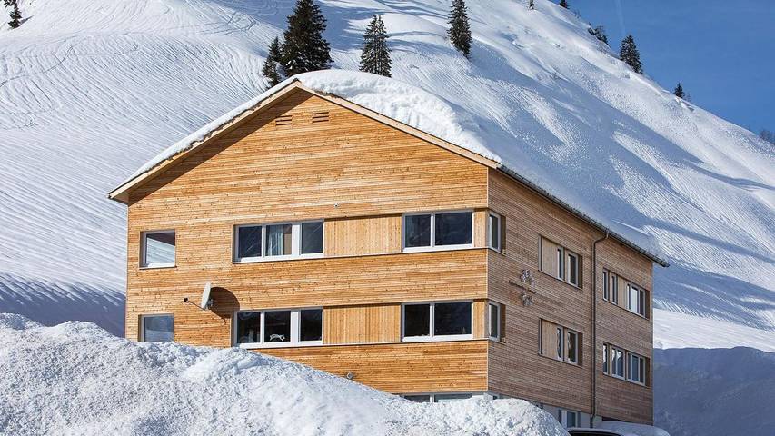 Ferienwohnung für 4 Personen, mit Balkon und Sauna in Warth - 2