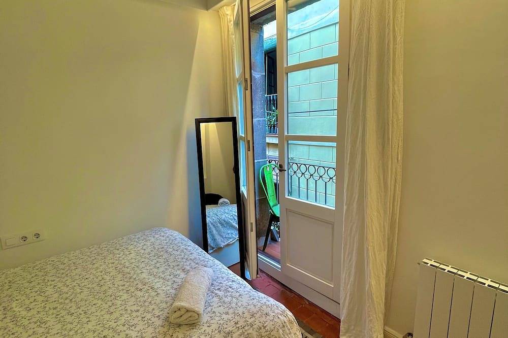 Apartamento entero, Designer Apartment with 7 Balconies in the Heart of Gothic Barcelona in Centro Barcelona, Barcelona