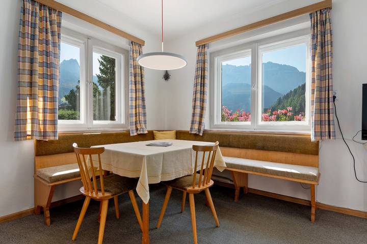 Appartamento intero, Appartamento 'Piz Duleda - Alpine' con vista montagna, terrazza privata e Wi-Fi in Selva di Val Gardena, Dolomiti Superski